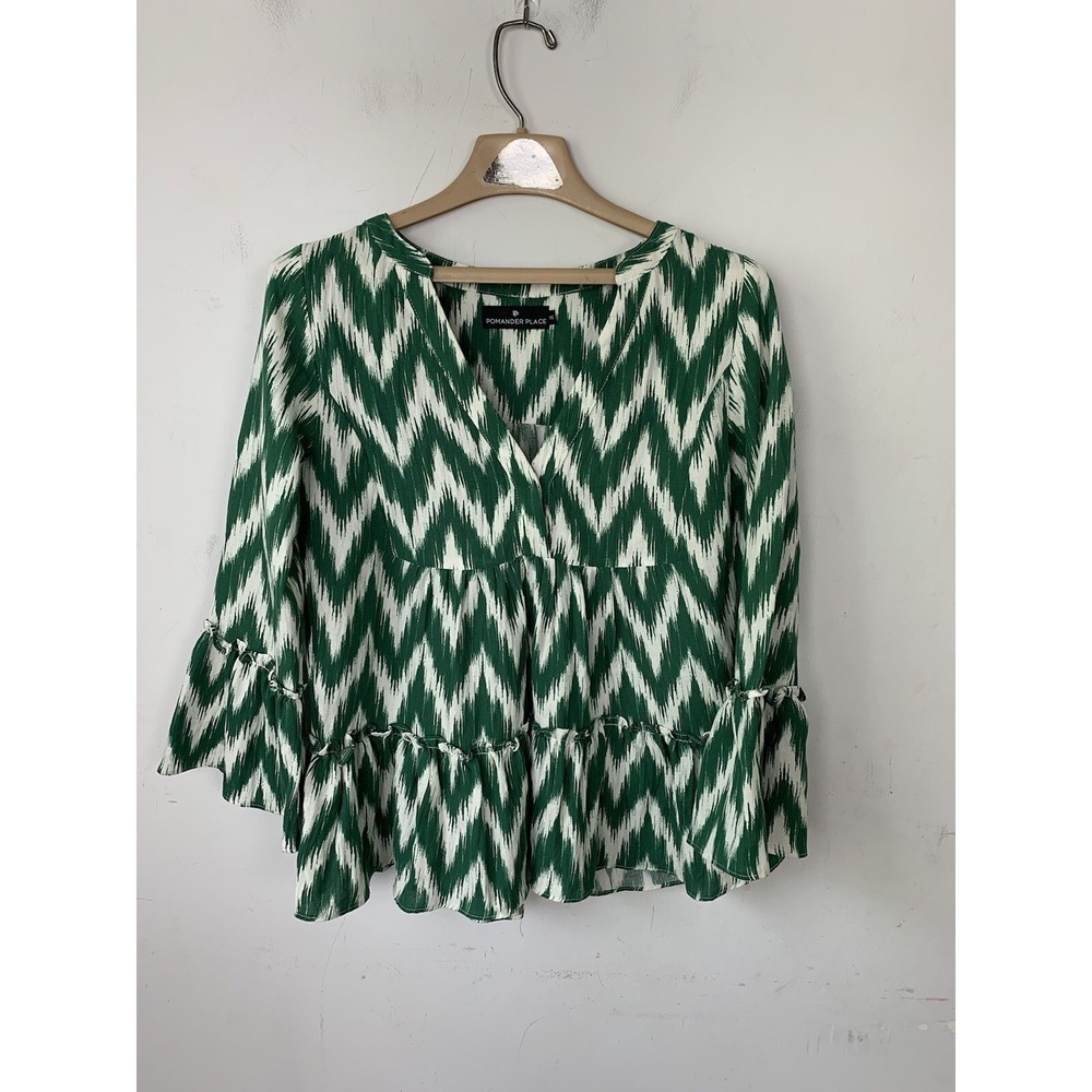 Pomander Place Womens Shirt XS Green Peasant Tiered Ikat Chevron Tuckernuck‎